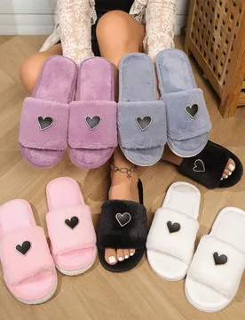 Nuevas zapatillas de mujer de moda minimalista con decoración de corazón, de felpa y punta abierta, cómodas para interiores y todas las estaciones - Shein - FashionsVida