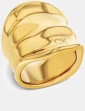 Anillo Elemental de acero dorado - Calvin Klein - FashionsVida