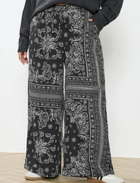 Women's Paisley Wide Leg Trousers in Black Size: 20 - Black - Size: 20 - Yours - FashionsVida