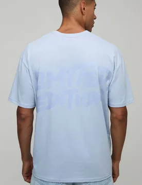Herren Übergroßes T-Shirt Mit Glanzprint In Limitierter Auflage Pale Blue Größe Small - boohooMAN - FashionsVida