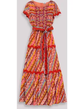 Vestido largo fluido con bordados decorativos y cinturón - Niza - FashionsVida