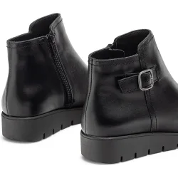 Botines planos de mujer de piel