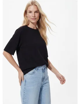 Top de mujer de punto con cuello redondo y manga corta - Pieces - FashionsVida