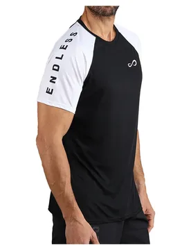 Feisty Iconic Short Sleeve T-shirt Black White M - Endless - FashionsVida