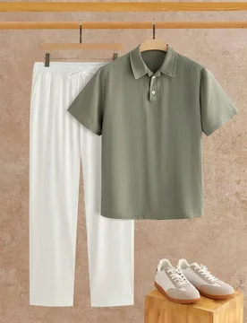 Conjunto de 2 piezas para hombre con polo de textura verde salvia y pantalones blancos, estilo casual de verano con punto gofrado, camisa de manga cor - Shein - FashionsVida