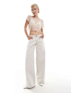 Womens Roomy Wide Leg Low Rise Jeans In Off-White - Size 36w/34l - Motel - FashionsVida