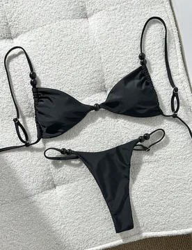 Conjunto de bikini de tirantes finos de unicolor rojo con decoración de cuentas para mujer, primavera/verano L - Shein - FashionsVida