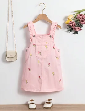 Nuevo vestido de peto vaquero para niñas, estilo vacacional con lindo diseño bordado, diseño minimalista de moda, básico y fácil de combinar, ade - Shein - FashionsVida
