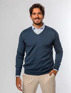 Jersey de hombre 100% algodón en azul oscuro - Wickett Jones - FashionsVida