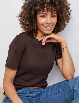 Women's Short Sleeve Crew Neck Base Layer Top in Chocolate Size: 3XL - Chocolate - Size: 3XL - Cotton Traders - FashionsVida