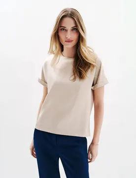 Camiseta de mujer con manga corta remangada y cuello redondo - Caroll - FashionsVida
