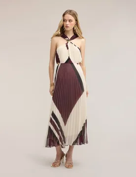 Vestido largo en georgette plisado con estampado corpiño con plisado cruzado y cut-out laterales - Motivi - FashionsVida