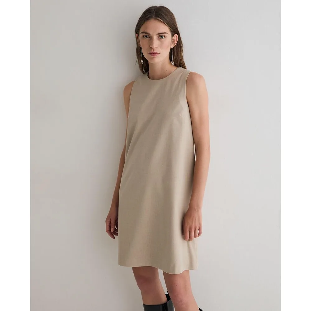 Vestido corto sin mangas con cuello redondo - Yerse - FashionsVida