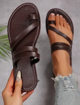 Sandalias planas con anillo para el dedo para mujer, chanclas de playa con punta abierta, cordones y suela antideslizante EUR42 - Shein - FashionsVida