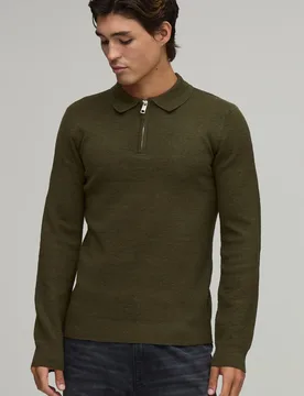 Herren Muskelbetontes Langarm-Poloshirt Mit 1/4-Reißverschluss Aus Weichem Strickstoff Khaki Größe 5XL - boohooMAN - FashionsVida