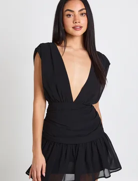 Womens Chiffon Ruched Detail Plunge Front Mini Dress - Black - Size 14 Uk - Boohoo - FashionsVida
