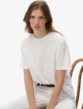 Superdry Damen Studios T-shirt mit Lockerer Passform White - Größe: 42 - 29.99 - FashionsVida