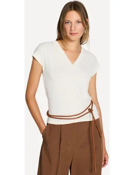 Camiseta de mujer cuello pico asimétrico - Escorpion - FashionsVida