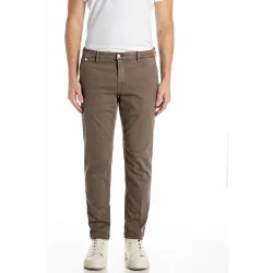Chinos de hombre regular fit con bolsillos
