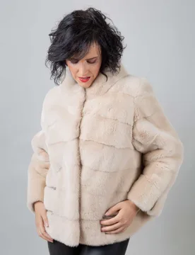 Chaqueta de pelo de mujer de visón con cuatro cremalleras - De la Roca - FashionsVida