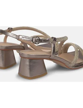 Sandalias de tacón de mujer efecto metalizado con tiras tubulares y cierre de hebilla - Alma en Pena - FashionsVida