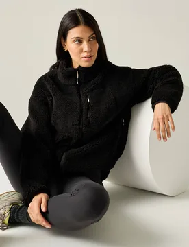Women's Roswind Insulated Fleece Sweatshirt in Black Size: 12 - Black - Size: 12 - Regatta - FashionsVida