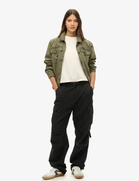 Superdry Damen Para Cargohose mit Niedriger Leibhöhe Schwarz - Größe: 26/32 - 89.99 - FashionsVida