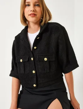 Womens Cropped Plush Buttoned Jacket With Shirt Collar - Black - Size Medium - Bianco Lucci - FashionsVida