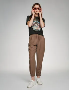 Pantalón largo de mujer con cintura elástica y cordón - Only - FashionsVida