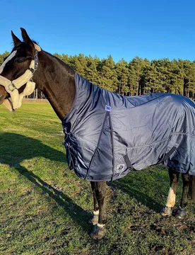 Manski Weidedecke DOMINATOR 150g, navy 95 - Reitsport Manski - FashionsVida