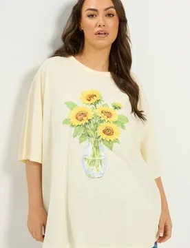 Women's Graphic T-Shirt in Yellow Size: 22-24 - Yellow - Size: 22-24 - Yours - FashionsVida