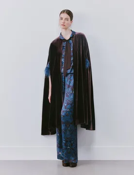 Capa de mujer de terciopelo larga - Woman Fiesta El Corte Inglés - FashionsVida