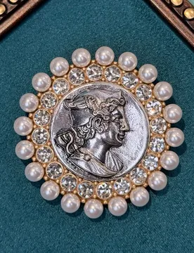 Vintage Cameo Head Pearl Round Brooches For Woman Dress Party Luxury Brand Art Deco Gold Color Jewelry High Quality Gift New - Aliexpress - FashionsVida