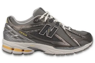 New - U 1906 4S0 - Sneaker - grau - Herren - Size: 44