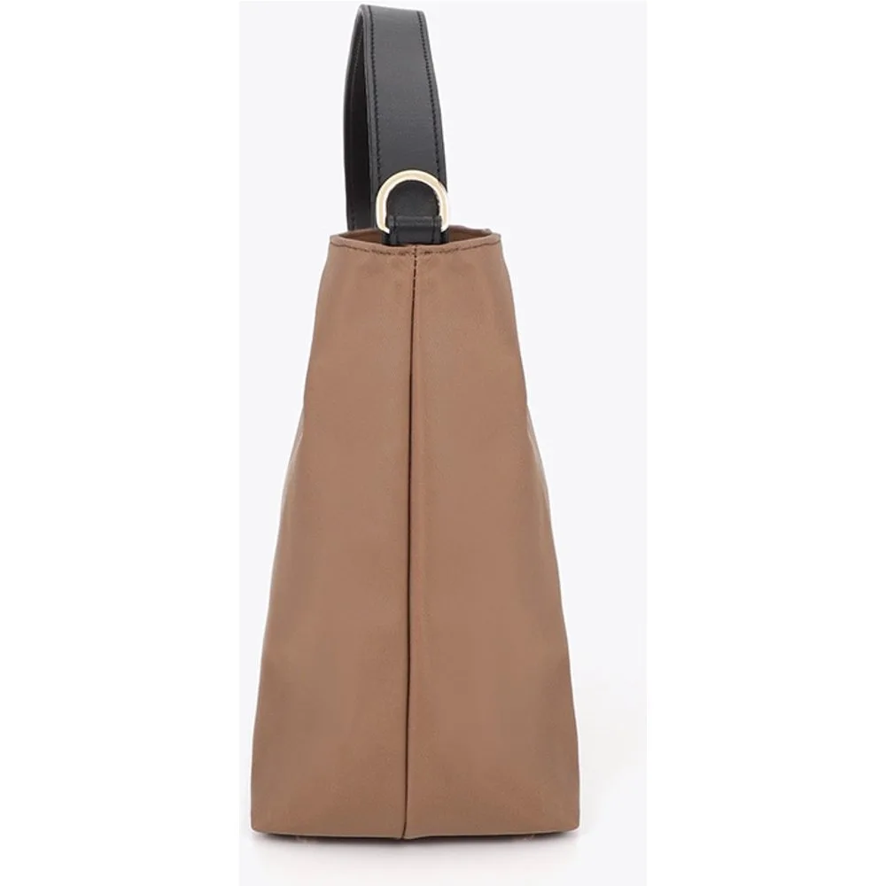 Bolso de hombro hobo detalle argolla - Lola Casademunt - FashionsVida
