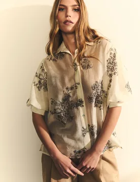 Blusa de mujer con manga corta bordada - Hannibal Laguna Collection - FashionsVida