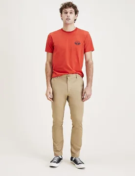 Pantalón chino de hombre, skinny fit, color beige - Dockers - FashionsVida