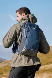 Unisex 'Sector' 20L Water-Resistant Everyday Laptop Pocket Hydration Backpack in Navy - Navy - Size: One Size