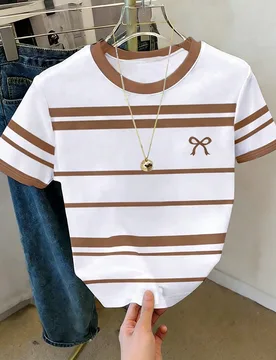 Camiseta corta ajustada de manga corta con cuello redondo y estampado de rayas & lazos para adolescentes, top de verano marrón adecuado para salidas - Shein - FashionsVida