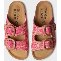 Sandalias planas de mujer de rafia con hebillas