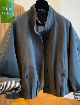 Chaqueta cortavientos holgada y casual con cuello alto y rayas, estilo europeo y británico para primavera, nueva llegada 2025 L - Shein - FashionsVida