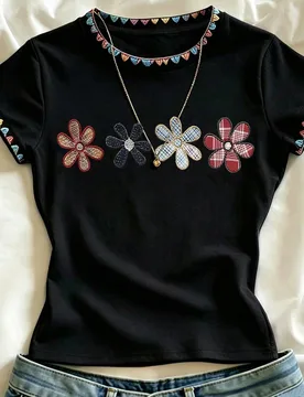 Camiseta de manga corta para con bordado floral, cuello redondo, casual, linda y versátil, para escuela, maestra, verano L - Shein - FashionsVida