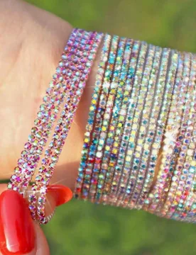 Piezas Conjunto de pulseras de estilo bohemio exquisitas y versátiles con adornos de strass brillantes y coloridos, joyería de moda personalizada, r - Shein - FashionsVida