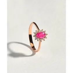 Anillo de oro con diamante y rubí