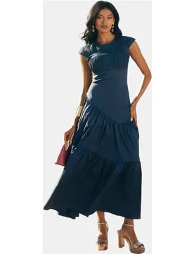 Vestido midi con cintura entallada y escote plisado - MIPHAI - FashionsVida