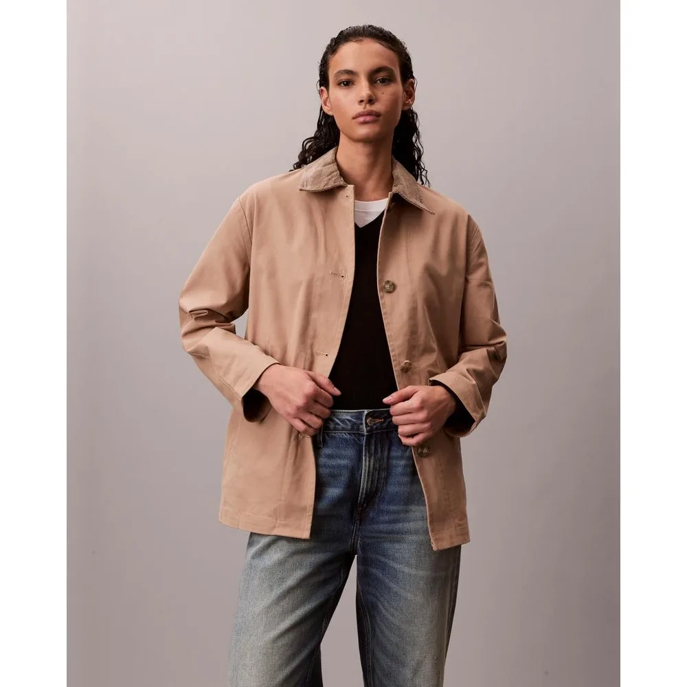 Chaqueta de mujer corta con cuello de pana - Calvin Klein - FashionsVida