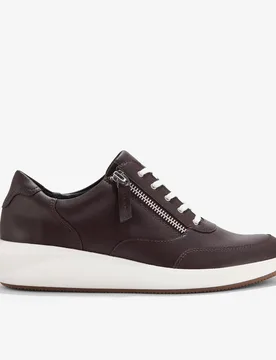 Womens Un Rio Zip Burgundy Leather Trainers - Red - Size 4.5 Wide Fit (Uk Shoe) - Clarks - FashionsVida