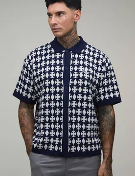 Herren Groß Geschnittenes Herren-Hemd Mit Entspannter Kastenförmiger Passform Und Jacquard-Patch-Strickdetail Navy Größe XL - boohooMAN - FashionsVida