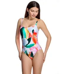 Bañador de mujer con escote redondeado y espalda profunda