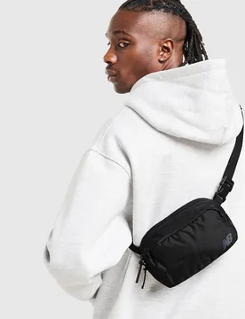 Bauchtasche - Damen, Schwarz - female - Size: One Size - New Balance - FashionsVida